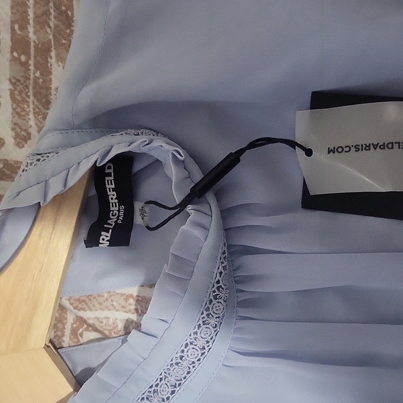 Nwt sleeveless too - Picture 5 of 6